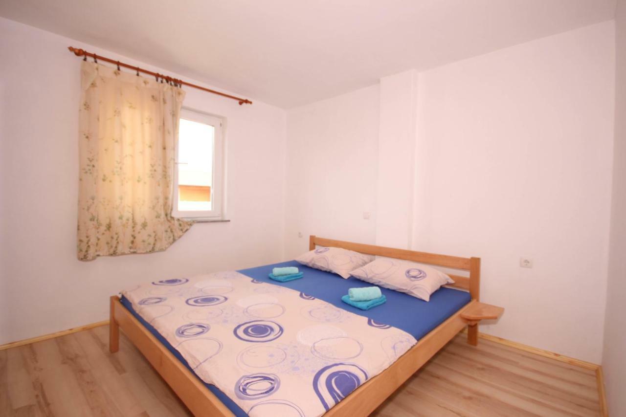 Apartmani Bradaric Pula Exteriör bild