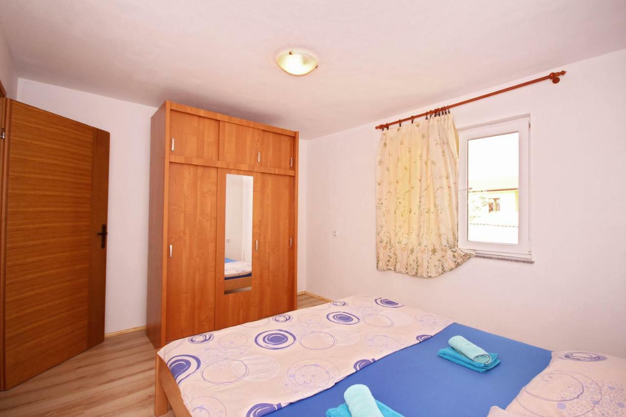 Apartmani Bradaric Pula Exteriör bild